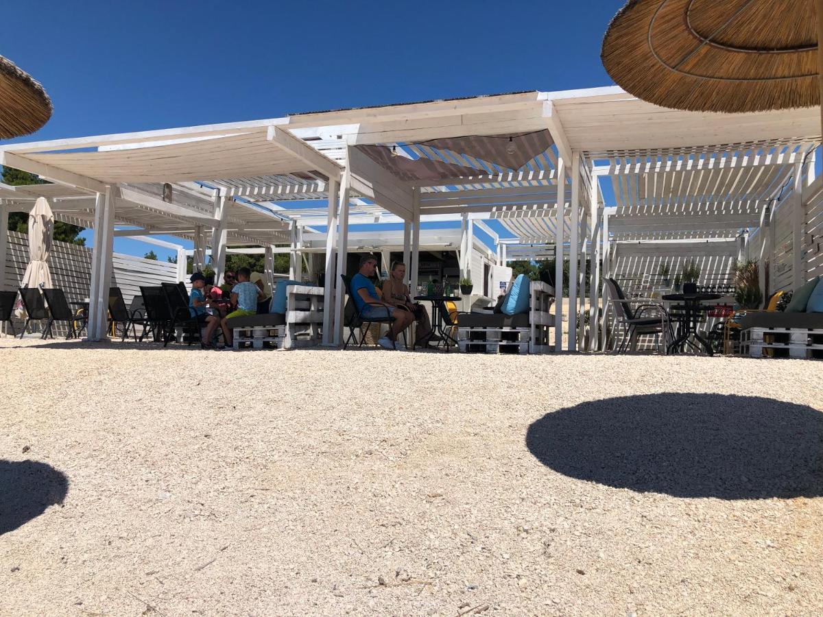 Buqez Eco Resort - Beachfront 20 & House 42 Drage Esterno foto